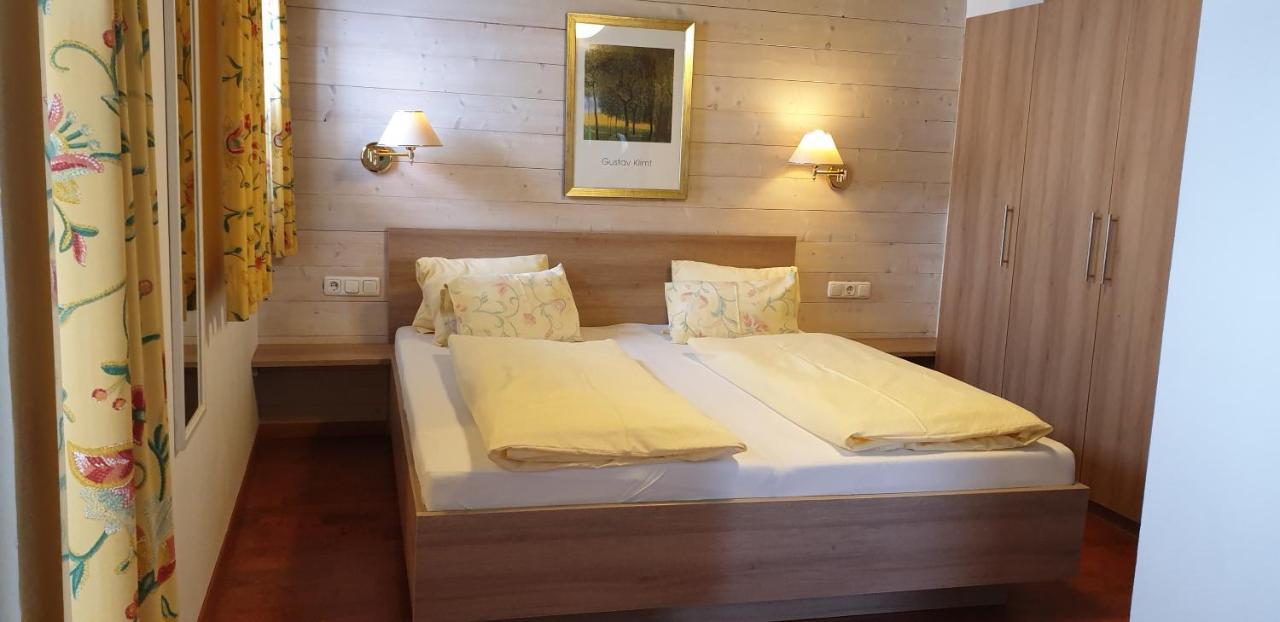 גרלוס Alpenrose Hotel-Garni חדר תמונה