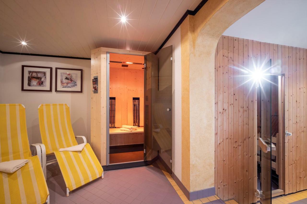 גרלוס Alpenrose Hotel-Garni מראה חיצוני תמונה